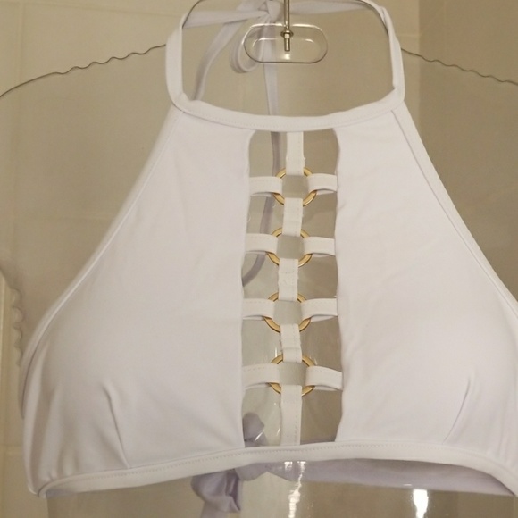 Brand new Halter style bikini - Picture 3 of 6